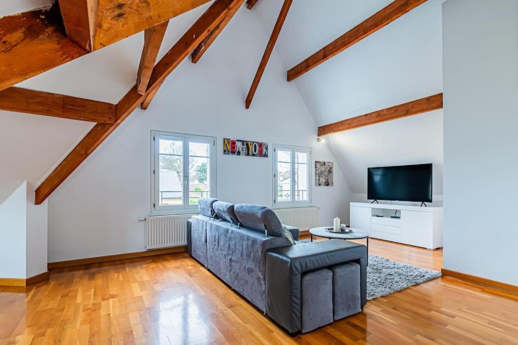 Charmante Maison Au Calme Yerres Esterno foto